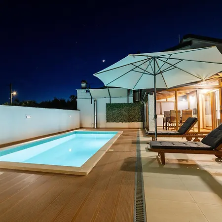 Mareta With Pool * Privlaka (Zadar)